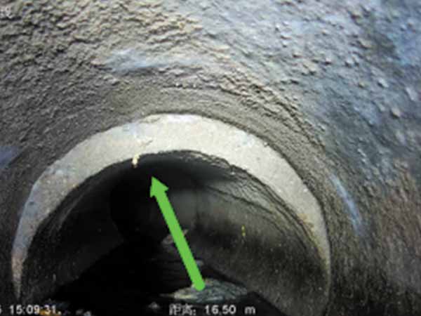 排水管道缺陷典型照片 错口